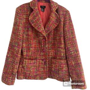 RQT women’s size 14 blazer.  Wool blend.  Great colors fully lined. Very Pretty!